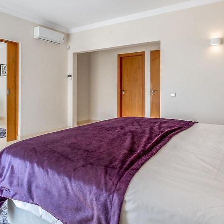Luxuosa Moradia V5 Em Quarteira - Greice Homes Экстерьер фото