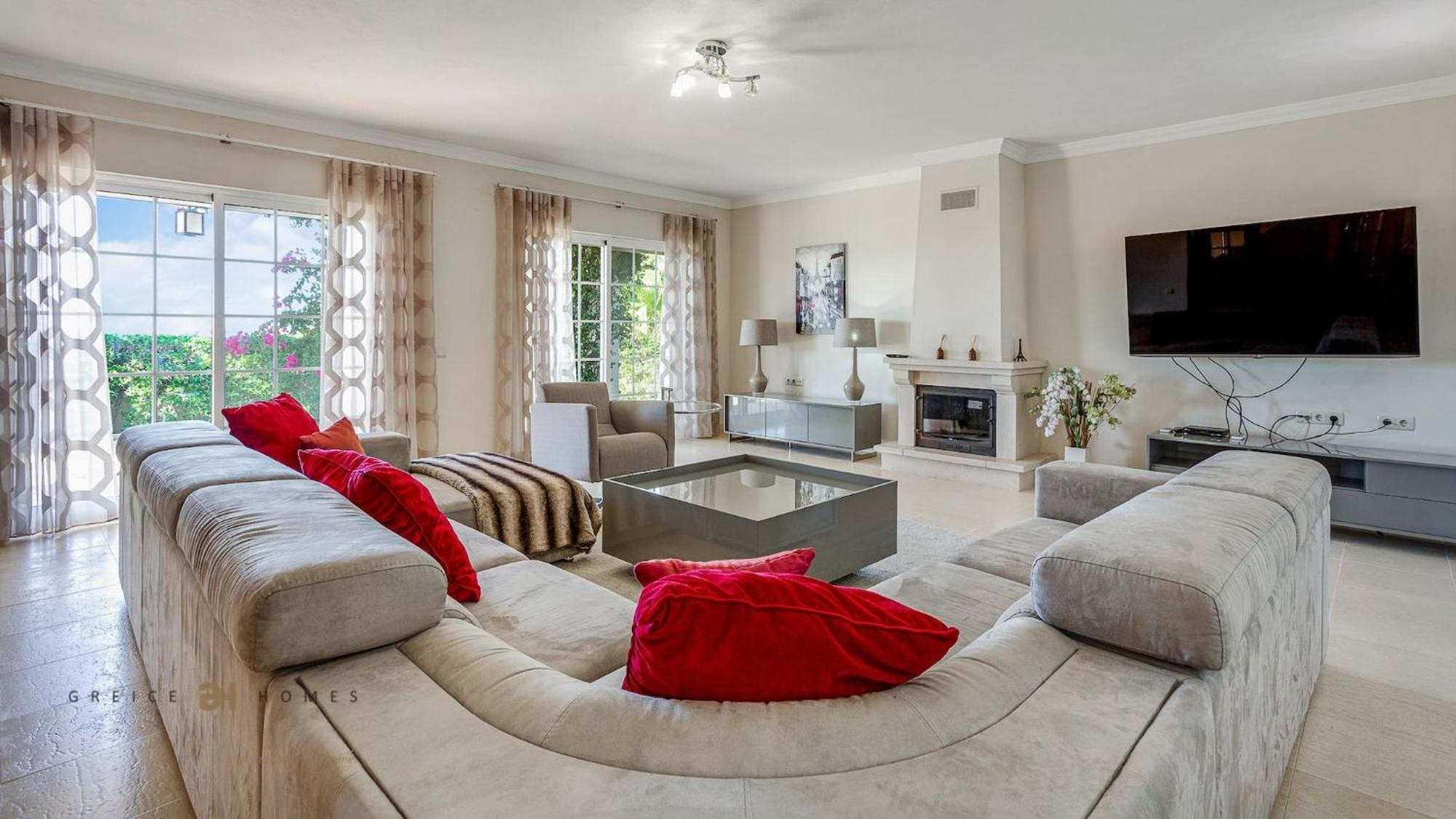 Luxuosa Moradia V5 Em Quarteira - Greice Homes Экстерьер фото