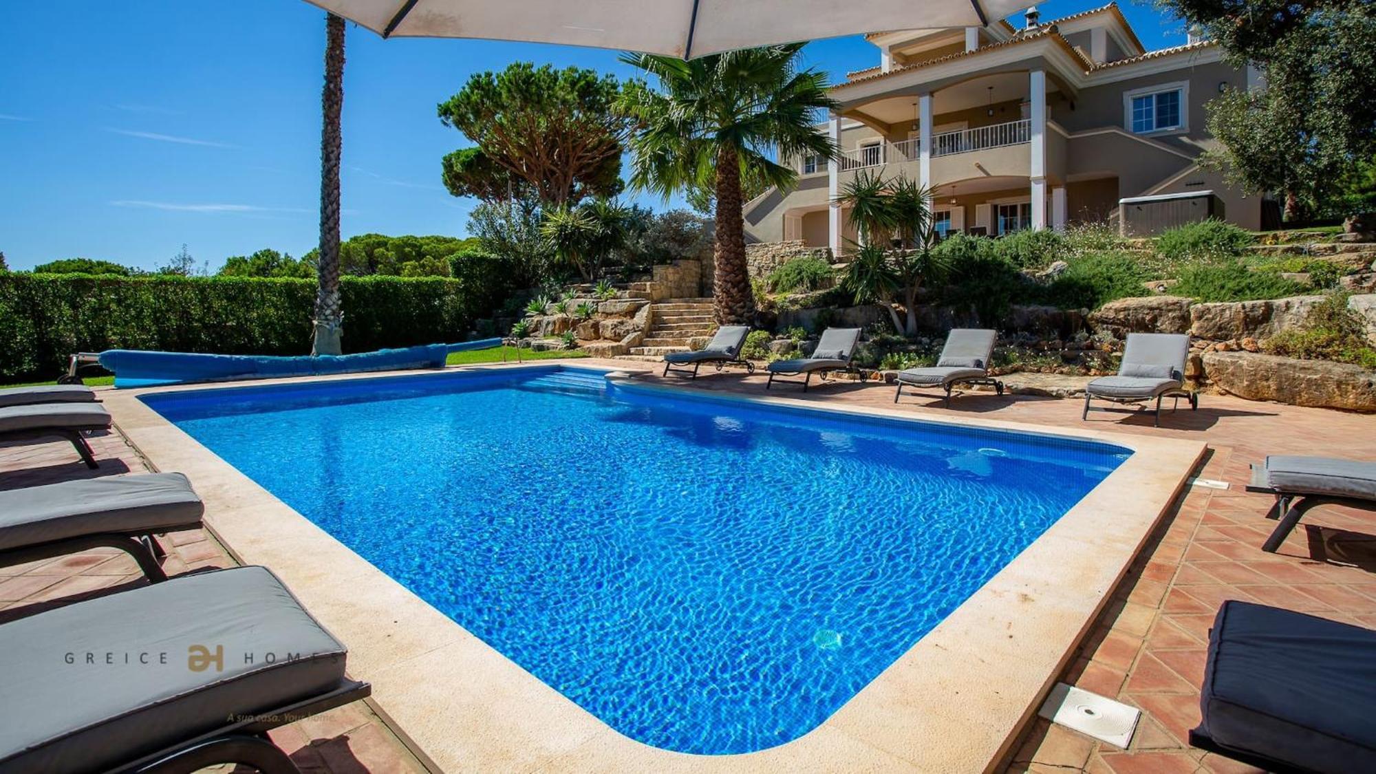 Luxuosa Moradia V5 Em Quarteira - Greice Homes Экстерьер фото