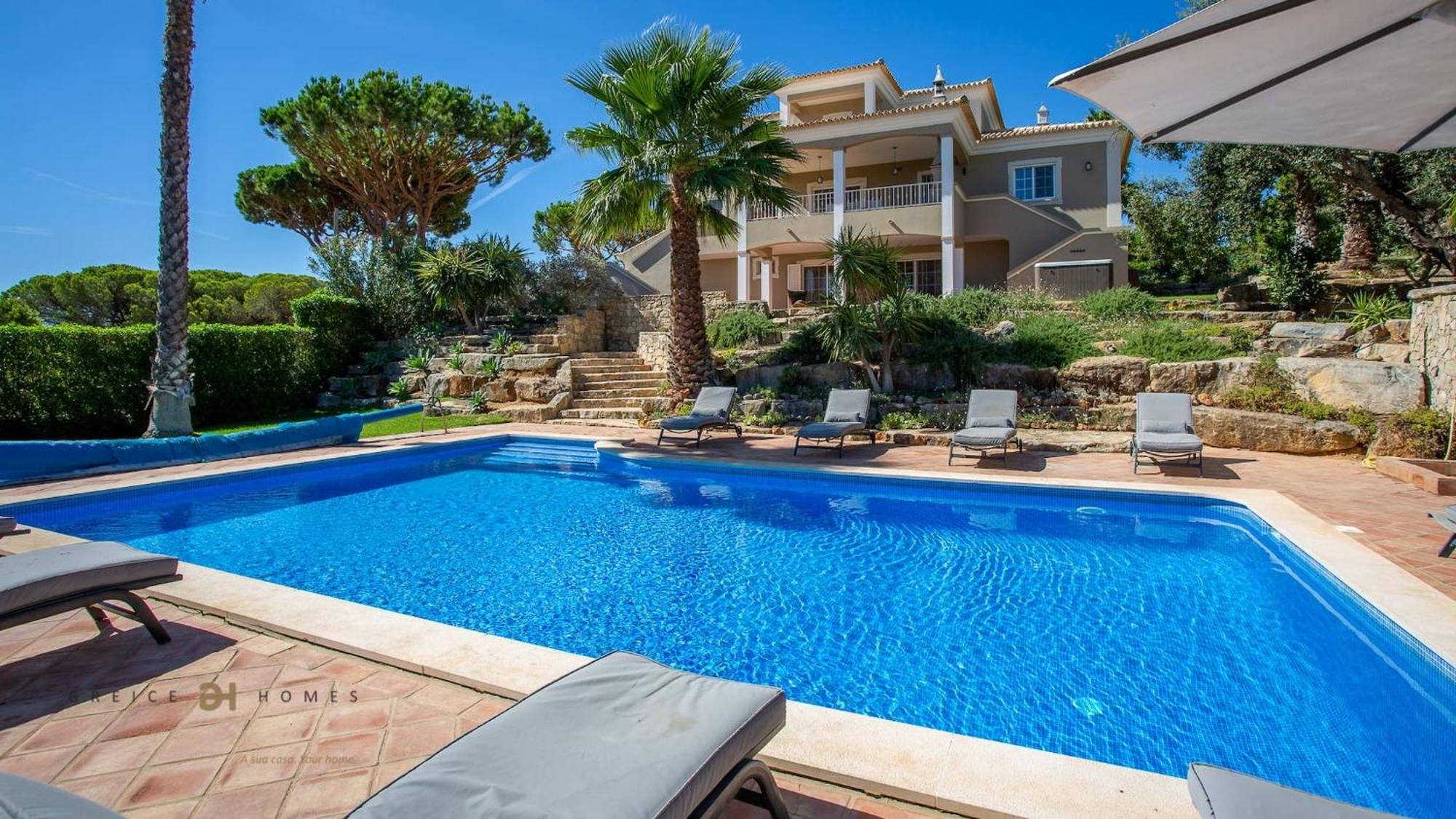 Luxuosa Moradia V5 Em Quarteira - Greice Homes Экстерьер фото