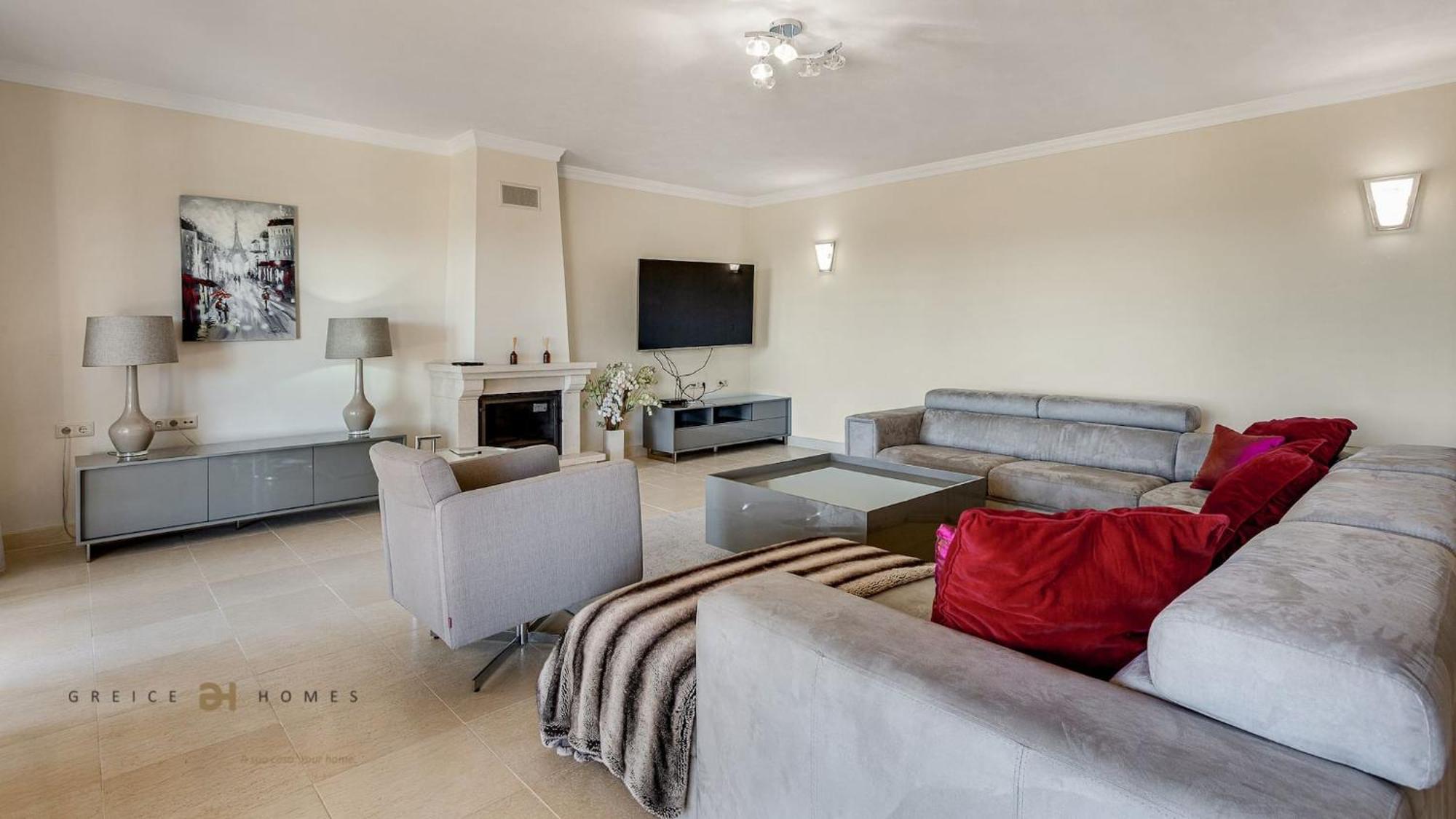 Luxuosa Moradia V5 Em Quarteira - Greice Homes Экстерьер фото